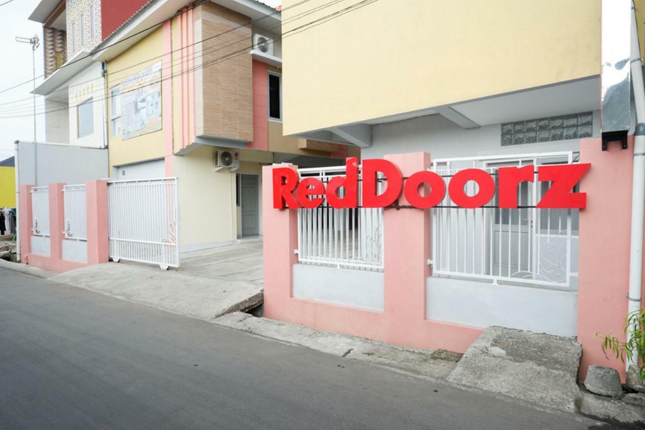 Reddoorz Syariah Near Rsud Margono Purwokerto Hotel Exterior photo