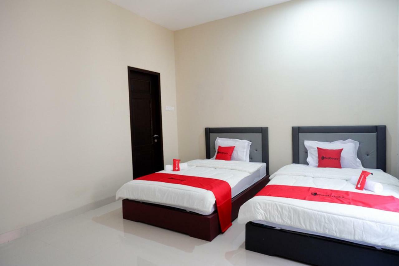 Reddoorz Syariah Near Rsud Margono Purwokerto Hotel Exterior photo