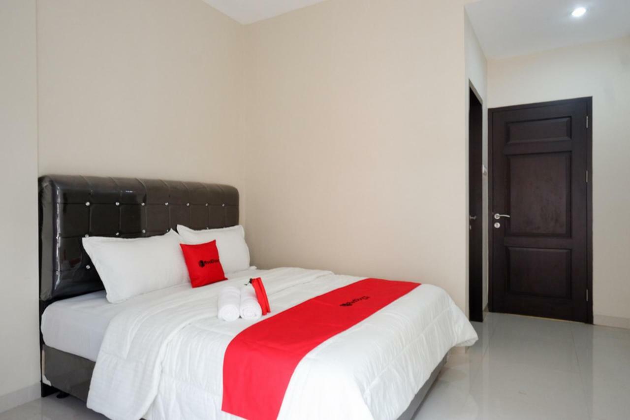 Reddoorz Syariah Near Rsud Margono Purwokerto Hotel Exterior photo